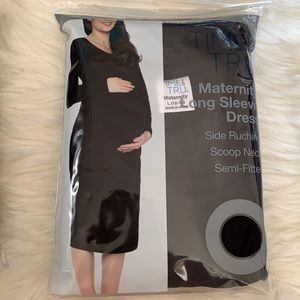 Maternity dress (ANY 2 MATERNITY DRESS FOR $26)